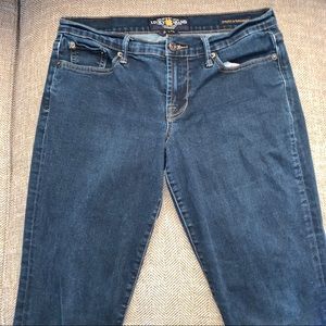 EUC Lucky Brand Sweet & Straight Jeans Size 28.